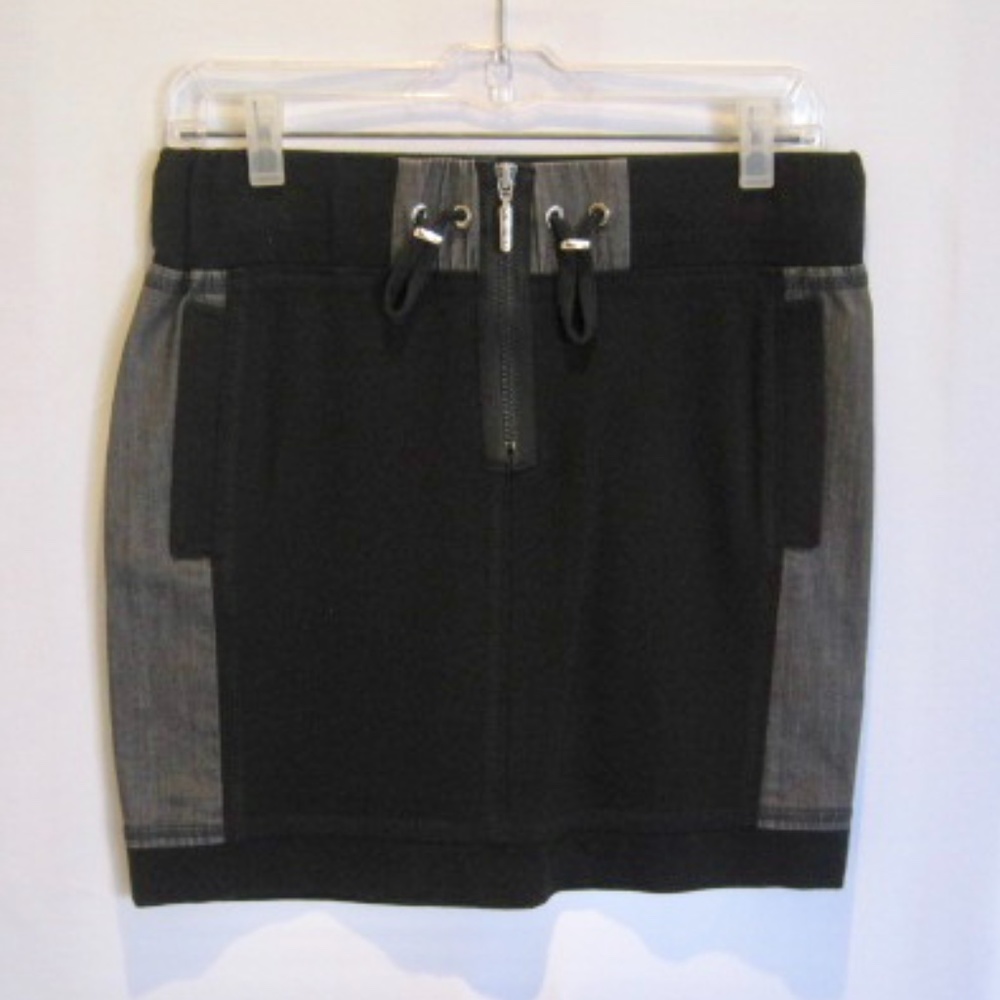 AIRFIELD Mini Skirt